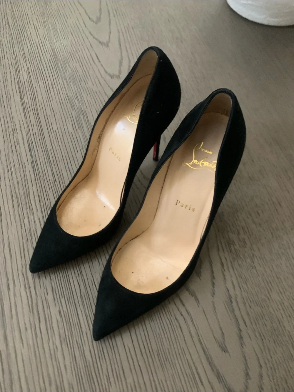 Christian louboutin follies Black Suede Pointed-Toe Heels 38